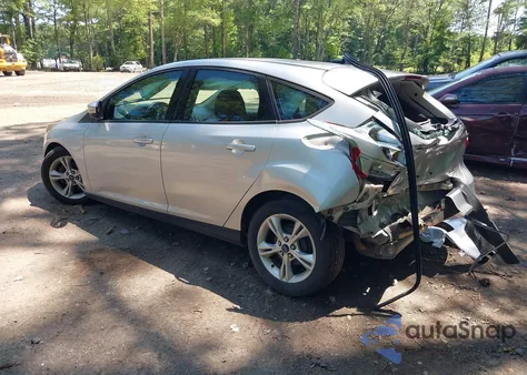 2014 Ford Focus Se z USA, uszkodzony, nr VIN 1FADP3K28EL276273
